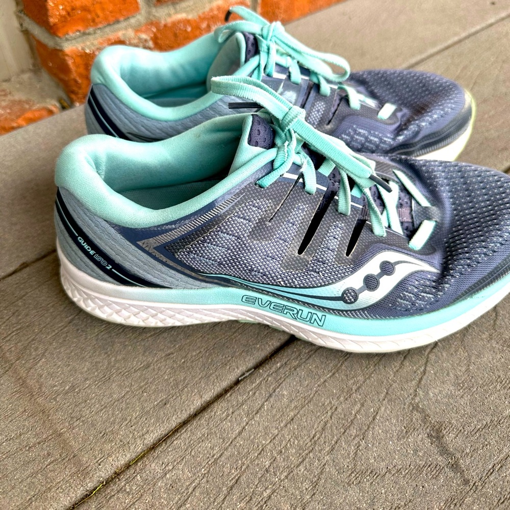 EUC Saucony running shoes
